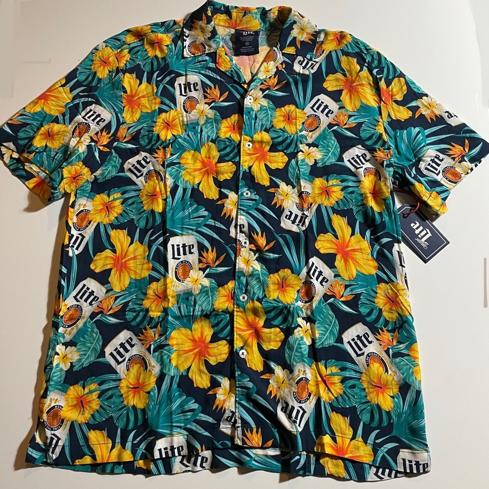 🆕 Miller Lite Vacation Button Down Shirt